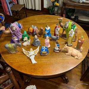 Colorful Vintage Nativity Scene 70’s large Holland mold Figurines Set of 18